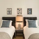 Lovelystay - Hidden Oasis With River View